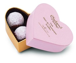 Charbonnel et Walker - Pink Heart Champagne Truffles Gift Box  