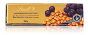 Lindt, milk chocolate bar with hazelnuts and raisins