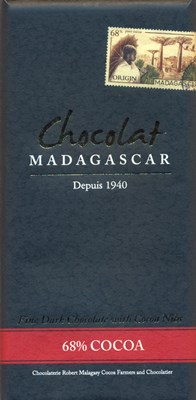 Chocolat Madagascar 68% dark chocolate with cocoa nibs