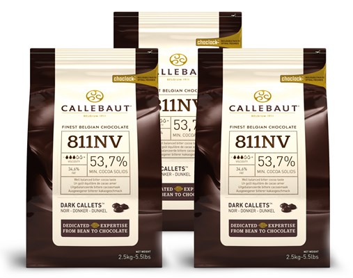 Callebaut, 54% Dark chocolate chips (3 x 2.5kg Bundle)