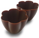 Milk chocolate tulip cups
