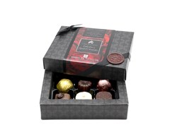 Valentines 6 chocolate selection box
