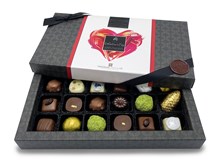 Valentine's 18 Mostly Milk Chocolate Gift Box
