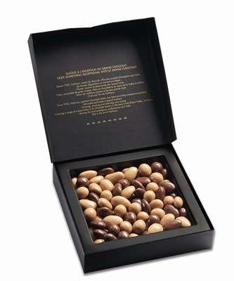 Valrhona Dulcey enrobed almonds and hazelnuts gift box