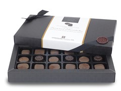 Superior Selection, 18 Caramel Chocolates Gift Box